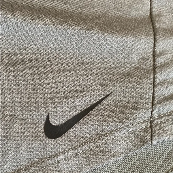 Women's Gray Nike Dri-Fit Athletic Shorts Drawstring Closure Size Small - Image 3