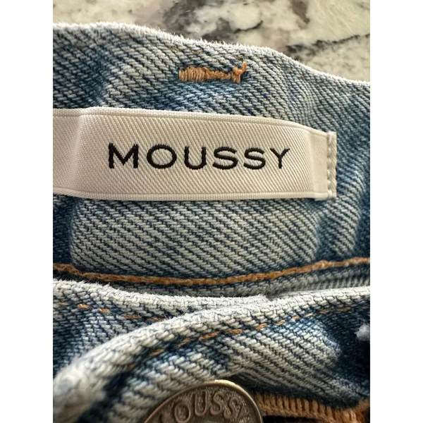 Moussy Vintage denim shorts feature a light blue wash distressed size 25 - Image 9