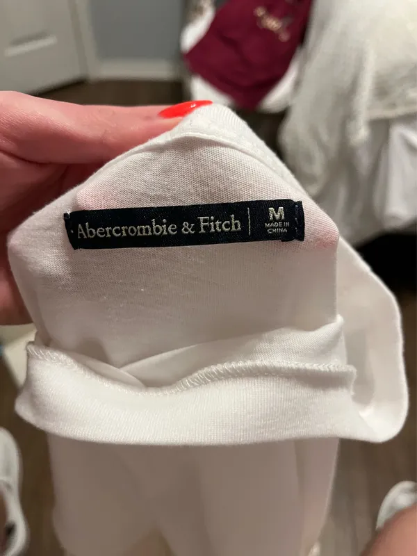 Abercrombie White Top - Image 2