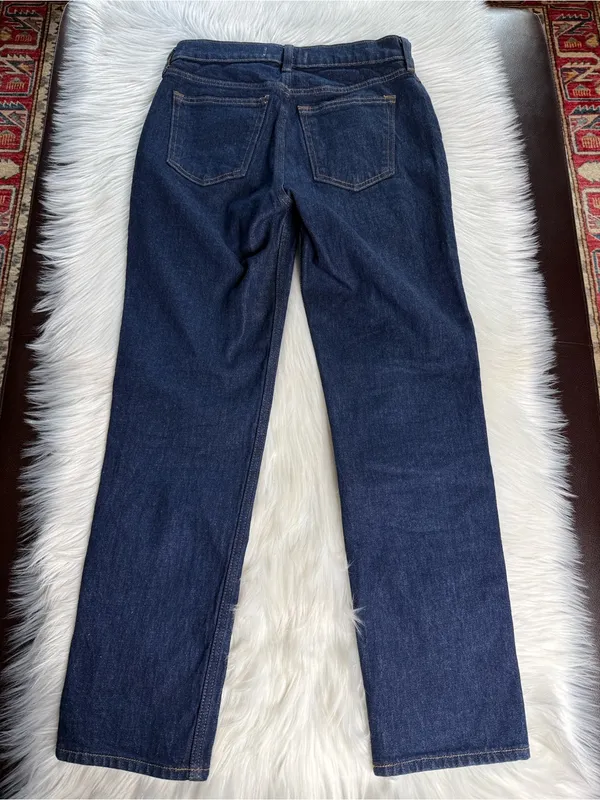 Abercrombie Dark Wash The 90’s Straight Mid Rise Jeans - Image 6