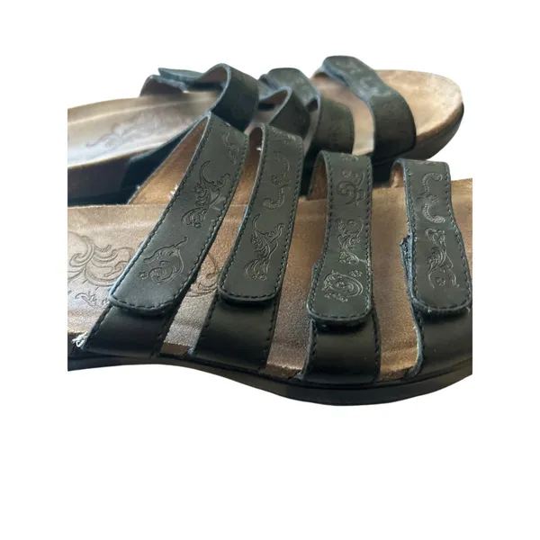Danskos black leather slip on sandals size 7.5 - Image 3