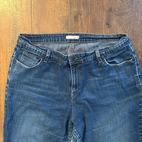 LEVI’S Boot Cut 580 jeans, plus size 20W Medium - Image 3