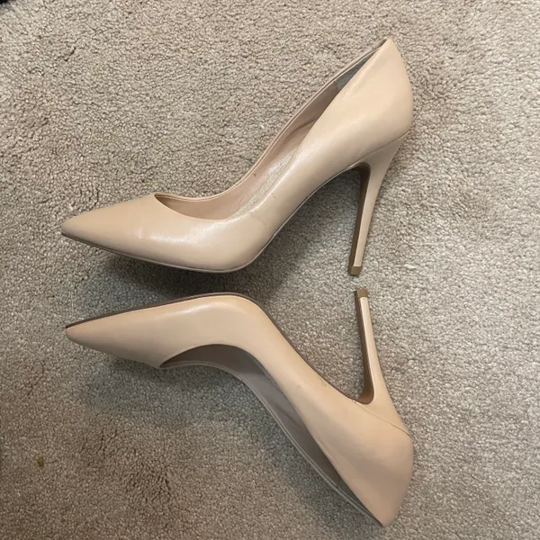 Beige Leather Pointy Heels - Image 4