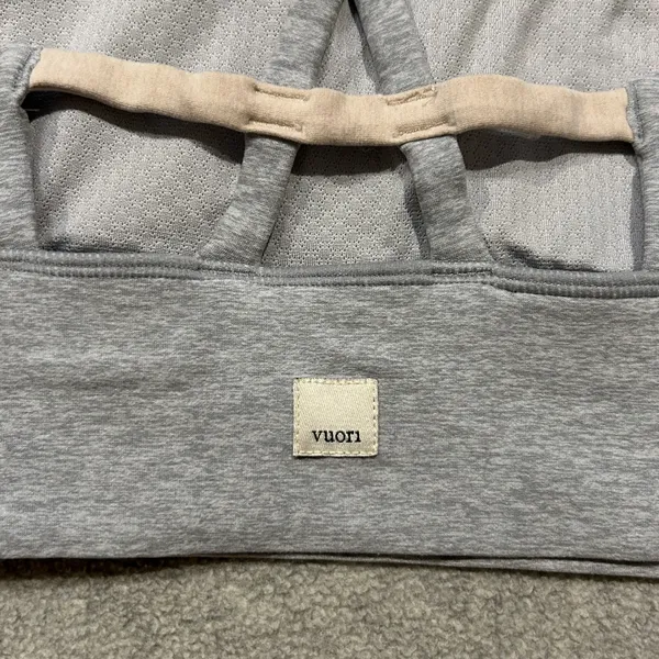Vuori Long Line Elevation Bra Approximately Size XS Light Heather Grey - Image 3