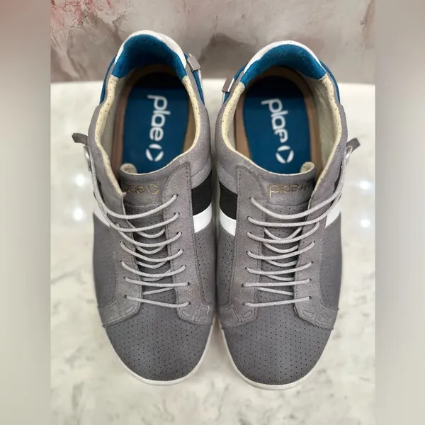 PLAE Mulberry Limestone Stay Laced Suede Sneakers Women Sz 8 Outdoor Tennis READ - Image 3