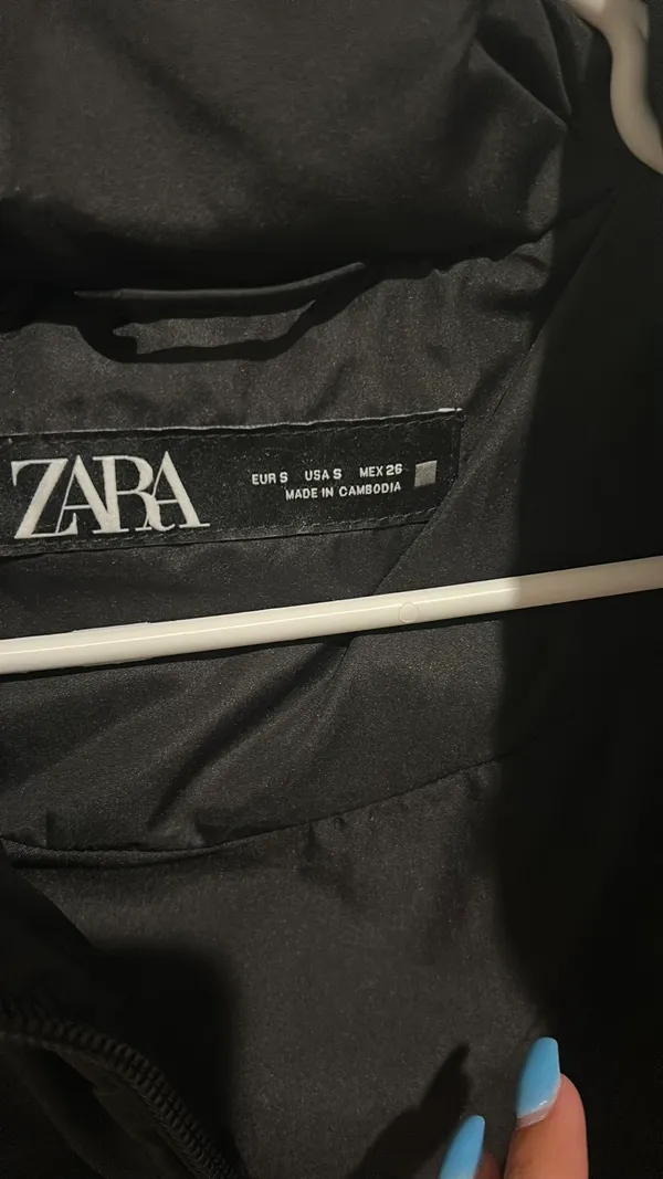 ZARA puffer vest black - Image 3