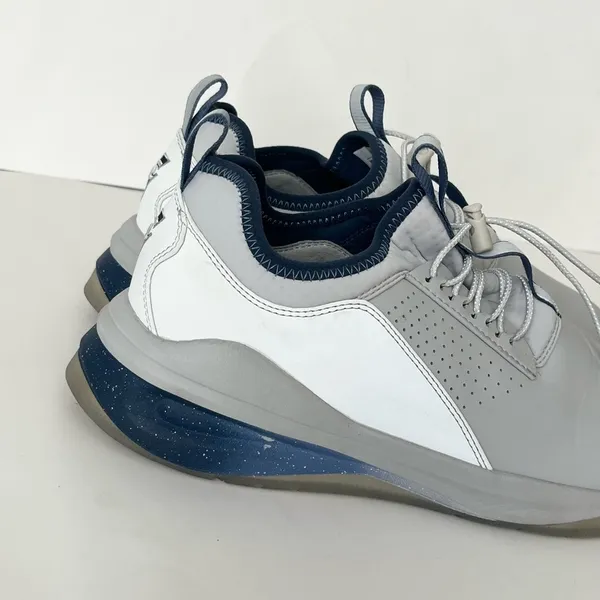 Clove reflective nurses shoes grey 9.5 Limited Edition - Image 5