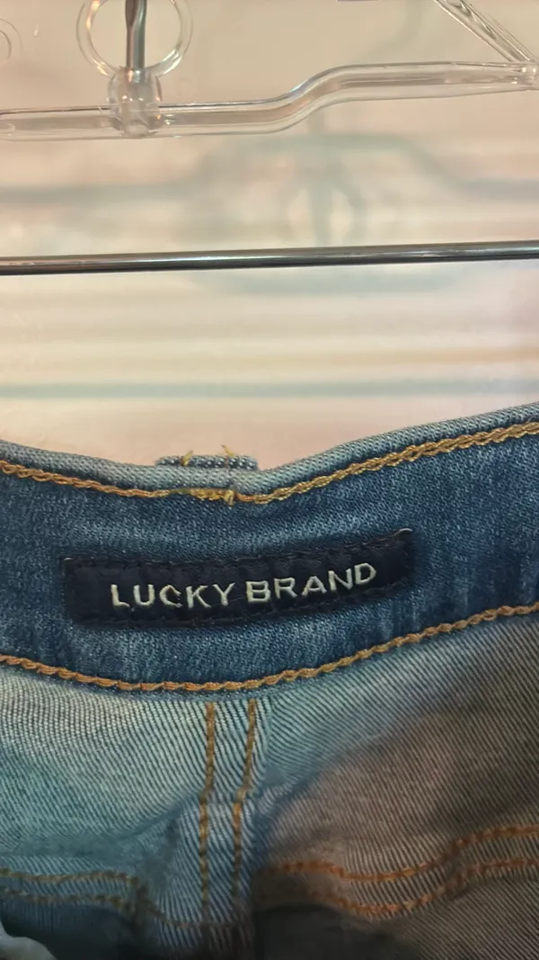 Lucky Brand Jeans - Image 3