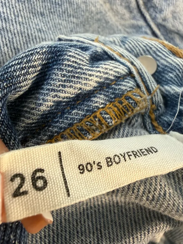 PacSun 90’s Boyfriend Distressed High Rise WideLeg Jeans‎ Light Wash RawHem Sz26 - Image 9