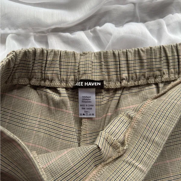 Free Haven Plaid Micro Shorts Tan Size L - Image 3