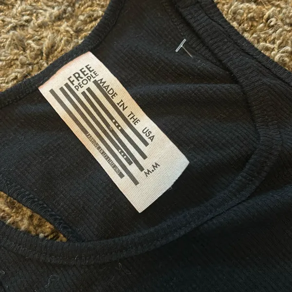 Free People Plain Black Flowy Tank‎ Size Medium - Image 4