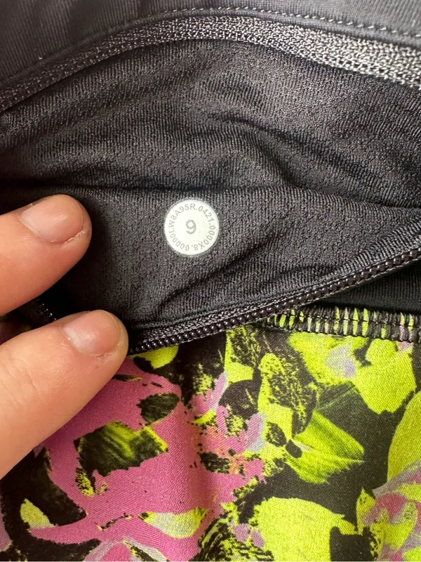 Lululemon Pace Rival Mid-Rise Skirt in Inflected Highlight Yellow Multi / Black - Image 6