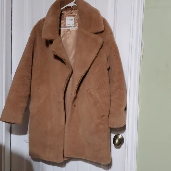 A&F Teddy Coat Size S - Image 2
