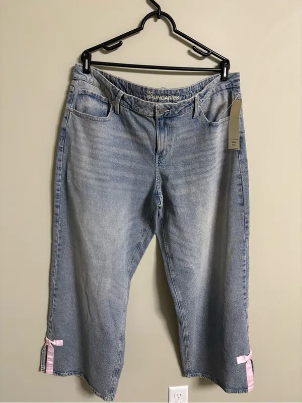 No Boundaries Baggy Wide-Leg Bow Light Stone Wash Denim Womens Size 18 Jeans New - Image 2