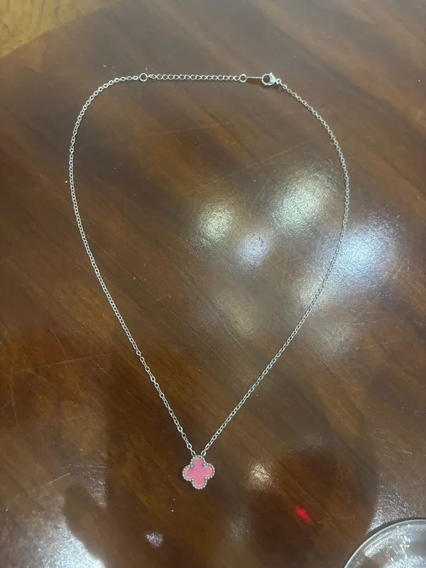 Pink Clover necklace - Image 3