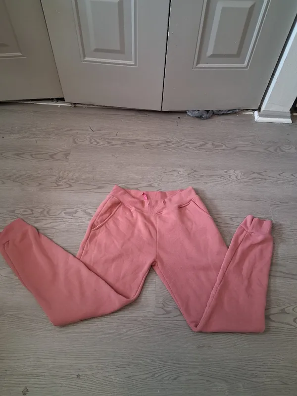 True Rock women's sweatpants sweats joggers loungewear in pink size large. Fits smaller to size. - Image 10