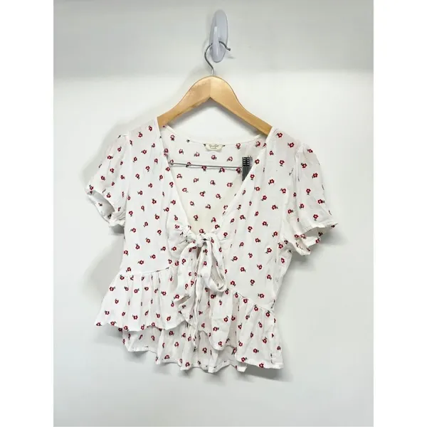 John Galt Cropped Floral Top‎ Size Medium White Red Tie Front Ruffle - Image 4