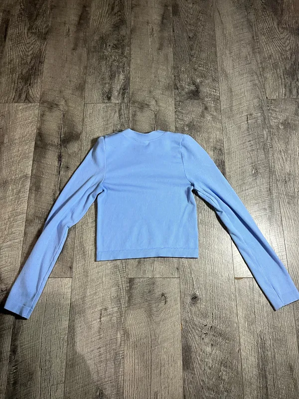 Light Blue Ribbed Long Sleeve Crop Top - Image 2