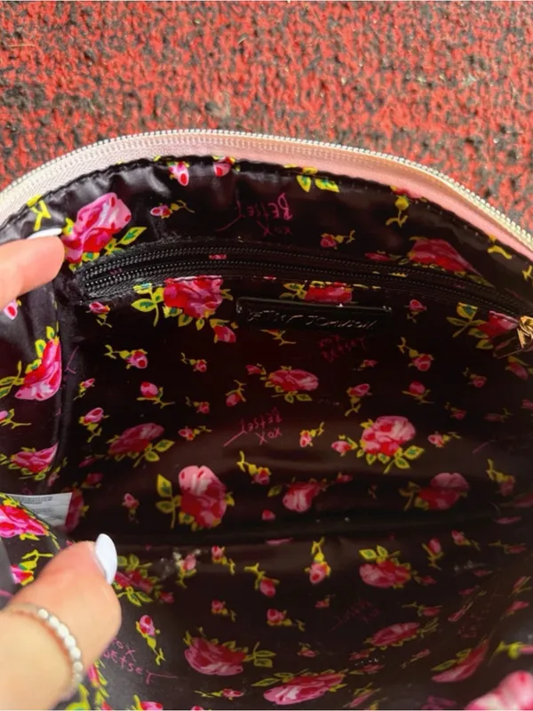 Betsey Johnson French bulldog wristlet zipper pouch - Image 5