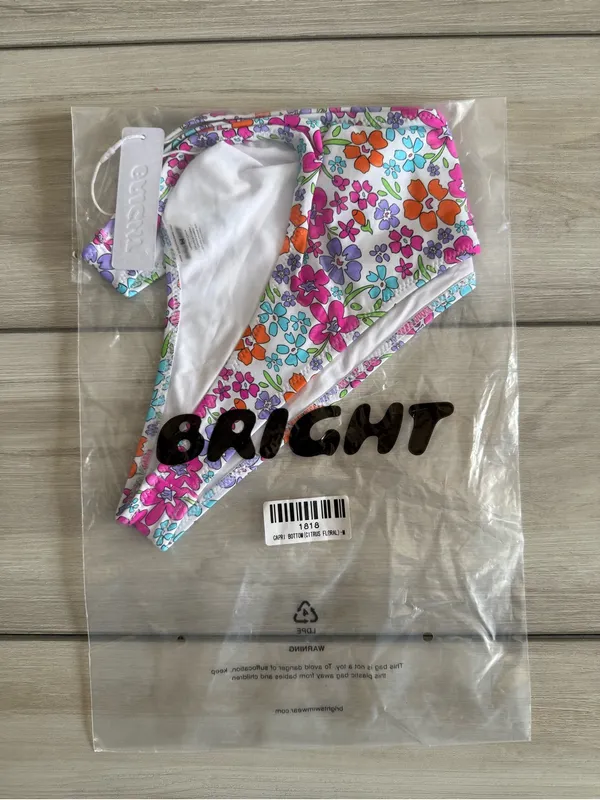 Bright Swimwear Capri Citrus Floral Bottom White Medium NWT - Image 8