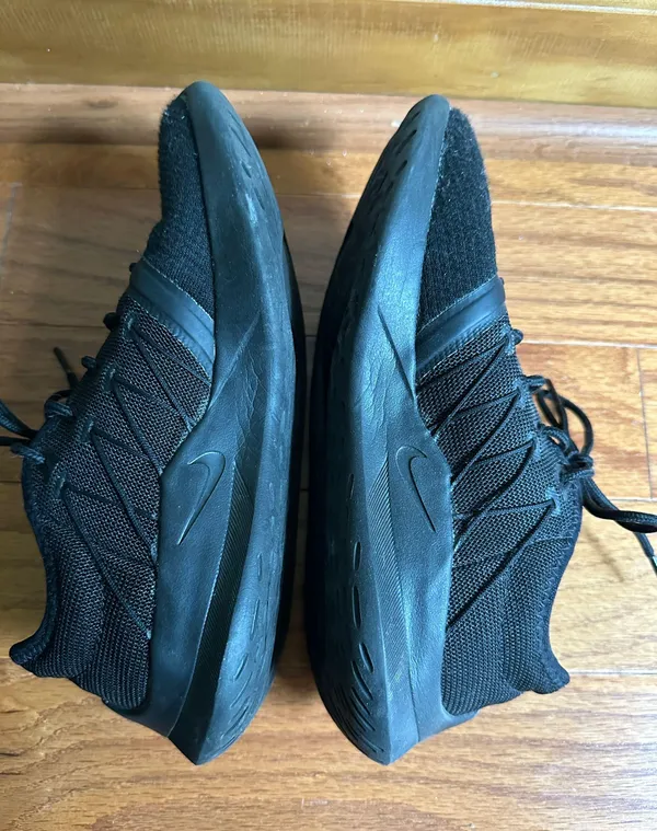 Nike Sneakers - Image 5