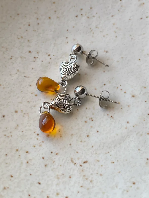 Handmade retro vintage fairy boho funky hippie style quality spiral heart dangle earrings🌀🤎🌱 - Image 6