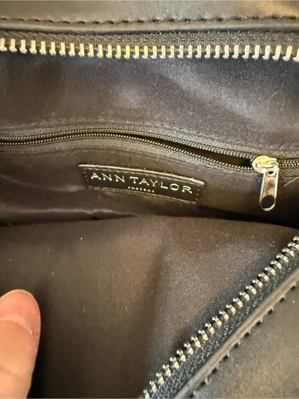 Ann Taylor Black Round Crossbody Bag - Image 2