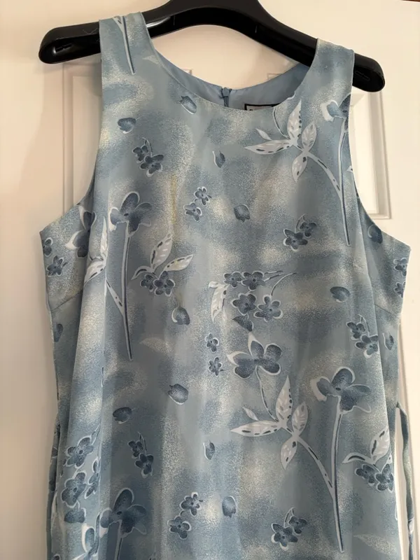 Sleeveless Light Blue Floral Midi Dress with Removable Tie. Small. BNWT. - Image 2
