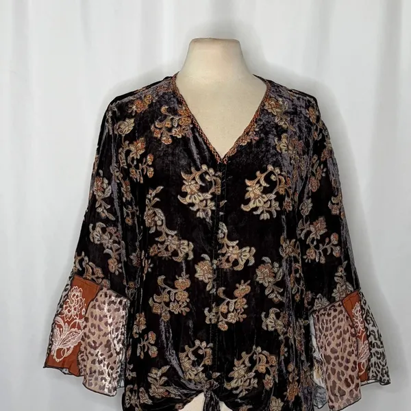 JOHN MARK Floral Velvet Burnout Animal Bell Sleeve Blouse Top Tie Waist Large - Image 3