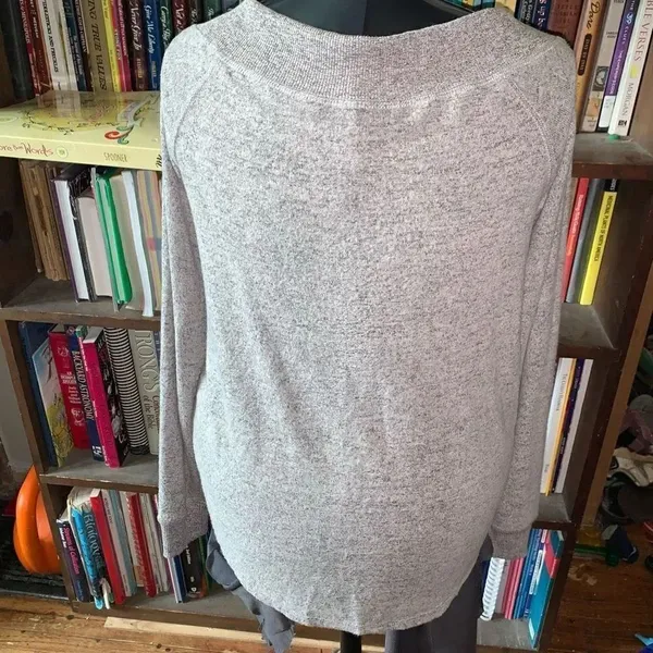 Z Supply heathered gray drape neck M boyfriend sweater - Image 2