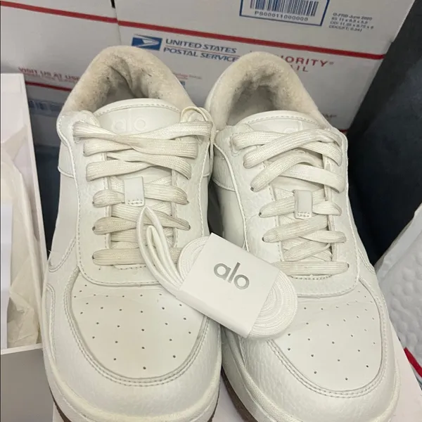 Alo Recovery Mode Casual Cushioned Lace Up Shoes Sneakers Natural White Gum 7 - Image 9