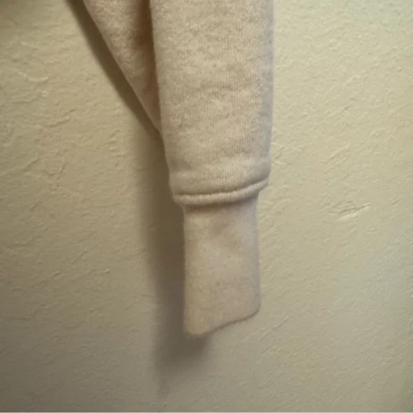 Cream Women's Sweatshirt Size M - Image 8