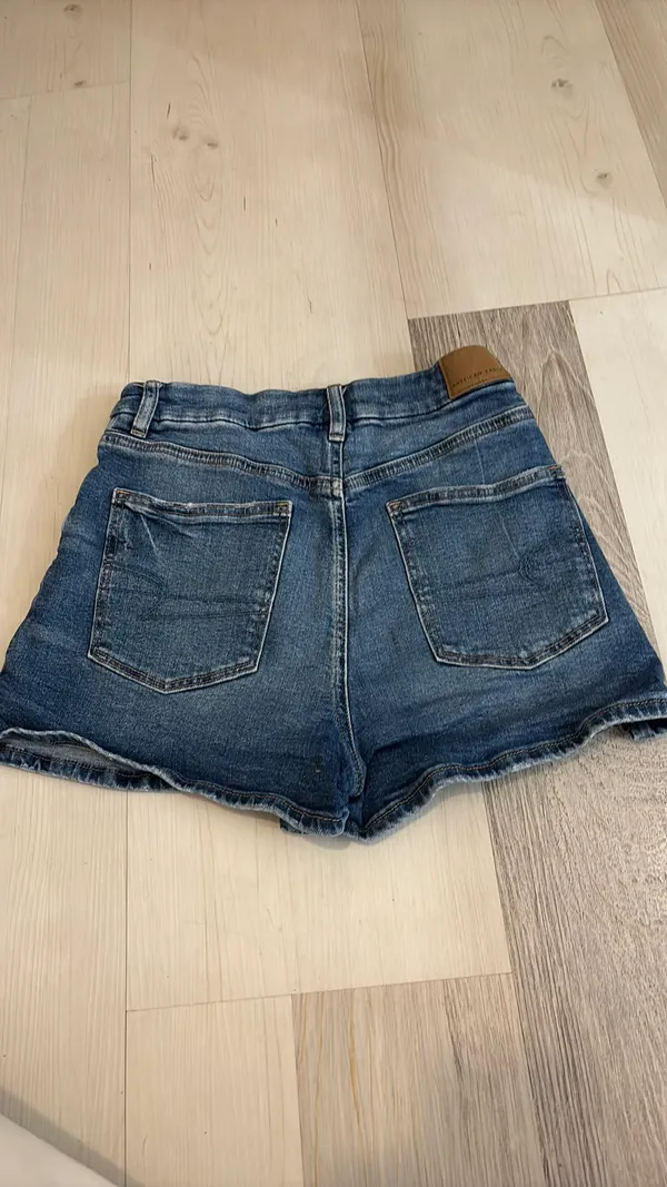 American Eagle Jean Shorts - Image 5