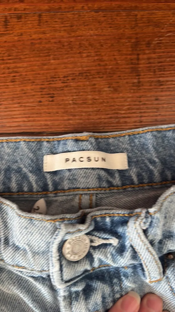 PacSun Jeans Mom Ripped High-Waisted Light - Image 4