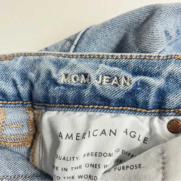 American Eagle Mom Jeans distressed size 00 regular juniors denim cotton‎ blend - Image 12