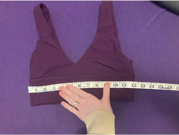 Lululemon Align V-Neck Bra A/B Cup - size 4 - Image 5