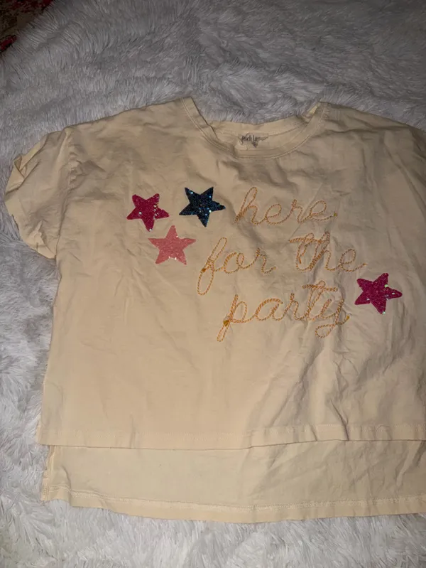 Peach Love Graphic Tee “here for the party” with Star Size Large - Image 3