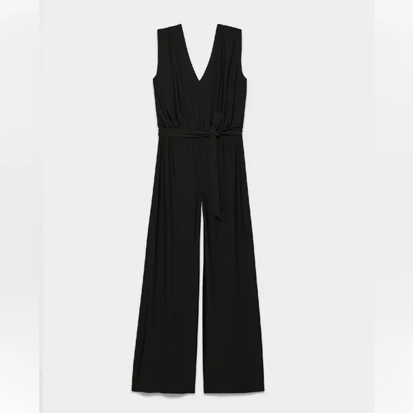 Aritzia Babaton Equate Jumpsuit Black size Small $118 - Image 6