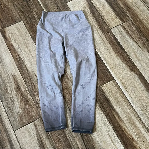 Alo light ombre leggings - Image 2