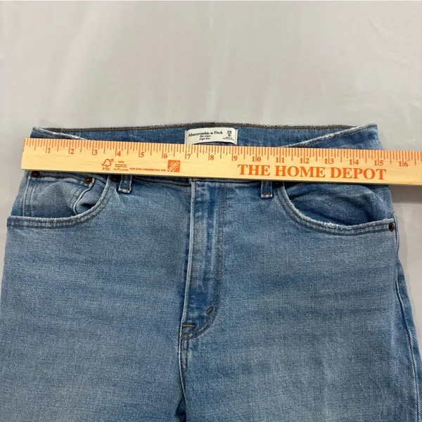 Abercrombie & Fitch The Mom High Rise Jeans Blue Medium Wash 29 8R Womens‎ - Image 5