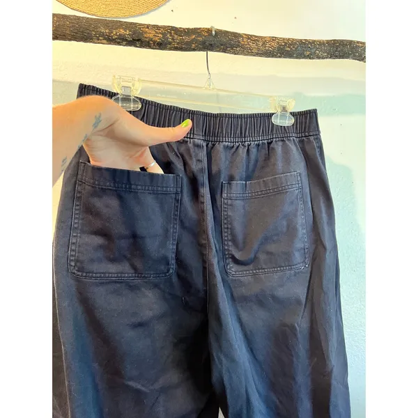 Old Navy Black Cotton High Rise Elastic Waist Barrel Leg Cropped Pant Size Large - Image 5