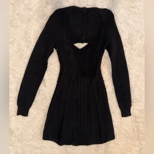NWOT FREE PEOPLE Small World Mini long sleeves sweater Dress black sz M - Image 5