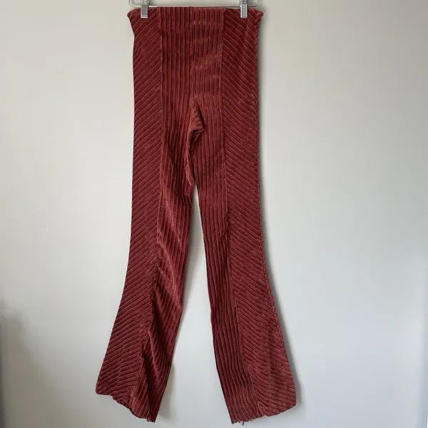 Free People Velvet Boho Ribbed High Rise Flare Pants Burgundy Red Size XS - Image 2
