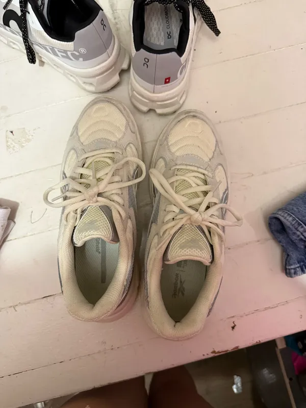 Reebok Sneakers - Image 2