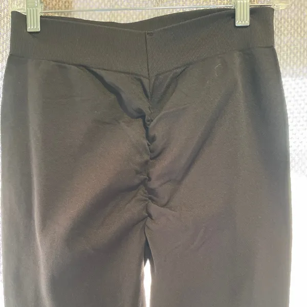 NWT Basic Bae Leggings with Accentuating Scrunch, Black, XL Black - Image 4