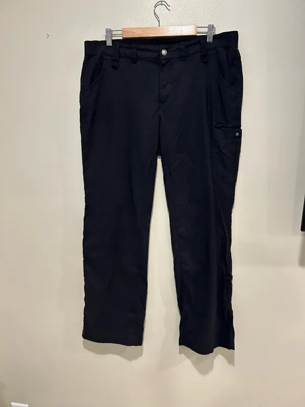 Duluth size 16 hiking pants  - Image 2