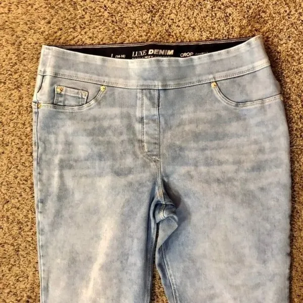 Luxe Denim Crop Jeans L (14-16) Used - Image 3