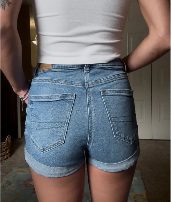 American Eagle Mom Shorts - Image 2