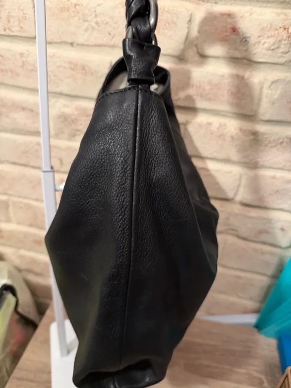Vince Camuto Kimi Black Pebbled Leather Hobo Bag with Braided Chain Handle - Image 4