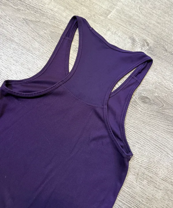 Champion Tank Top - Image 4